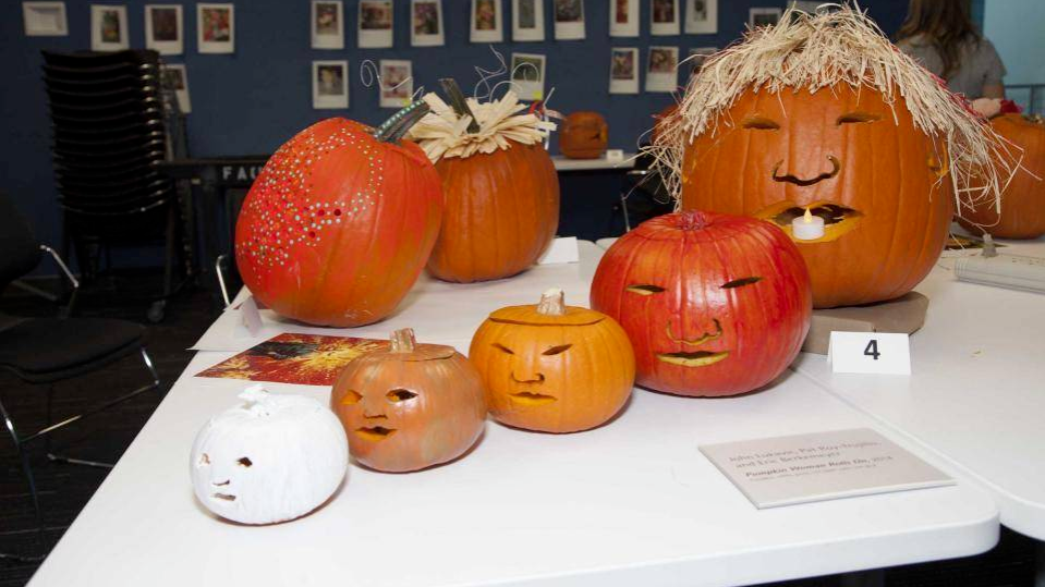 7 Tips for Planning an Office Halloween Pumpkin Carving Contest